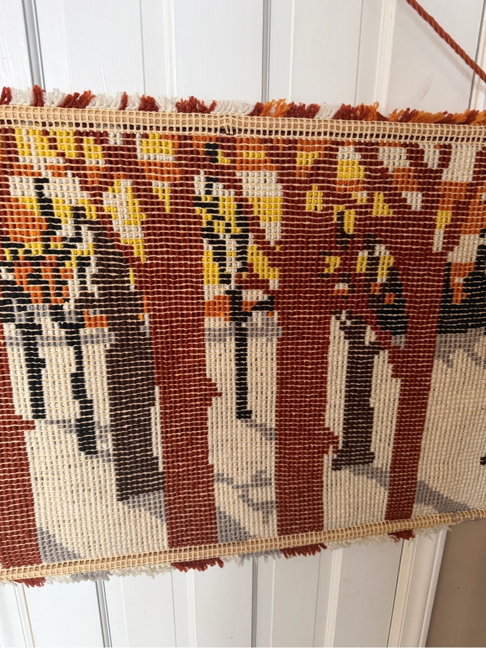 Handmade Latch Hook Wall Hanging - Autumn Tree Design in Rust and Cream 35”x23” - Picture 4 of 4